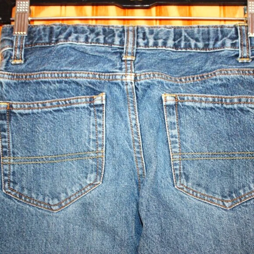 OshKosh B’gosh Straight Leg Jeans – Adjustable Waist – Size 10